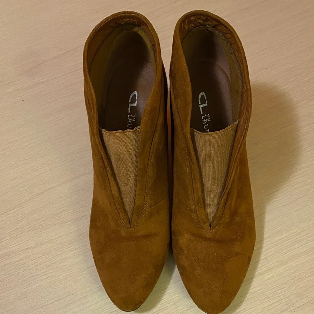 Women's Tan Suede Size 7.5 Ankle Boots Career Office Collegiate